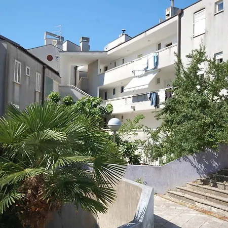Apartment With A Parking Space Njivice, Krk - 21866 *
